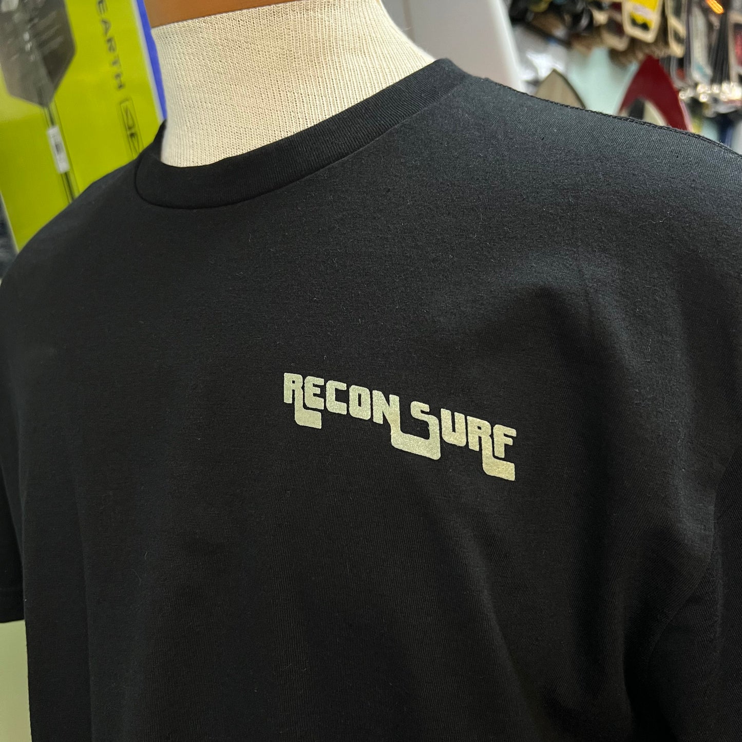 VAN TEE - BLACK